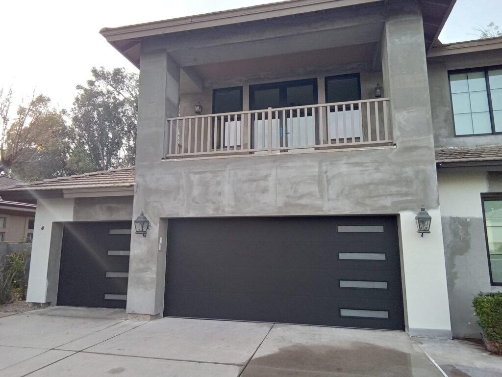 New Modern Garage Door in Paradise Valley, AZ